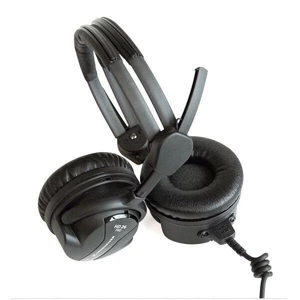 Sennheiser 森海塞爾 HD 26 PRO 監聽耳機 | 便攜小耳罩、隔音、聽力保護 | 專業現場監聽、DJ首選 耳罩式有線耳機 Sennheiser-HD26-Pro-on-ear-headphones_2