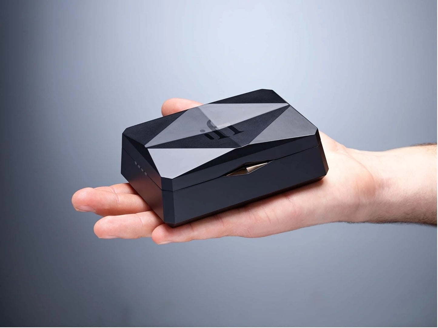 ifi Audio GO POD 旗艦藍牙耳掛式耳擴 | 0.78mm/MMCX IEM轉換真無線模組 真無線藍牙耳機 iFi-Audio-Go-Pod-tws-module-for-iem-headphones_8