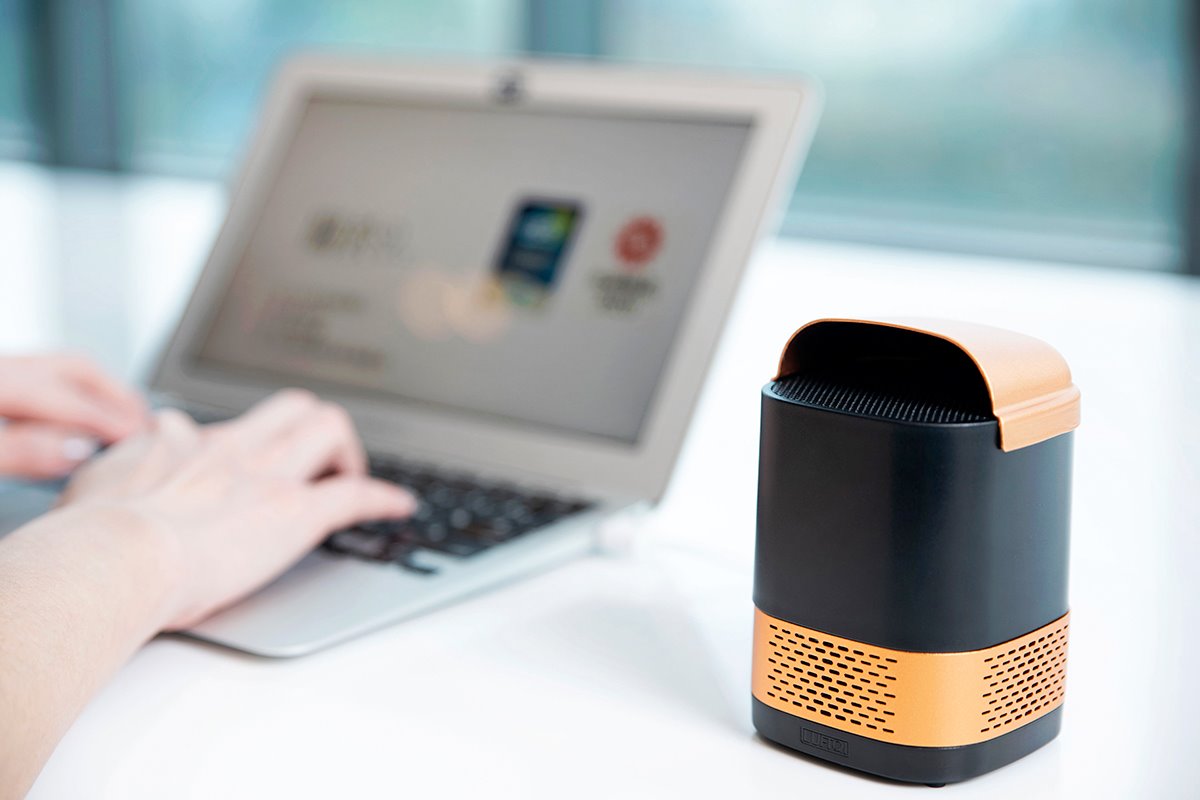 LUFTQI 樂福氣 Luft Duo 光觸媒空氣清淨機 空氣清淨機 luft-duo-air-purifier-on-desktop-with-laptop