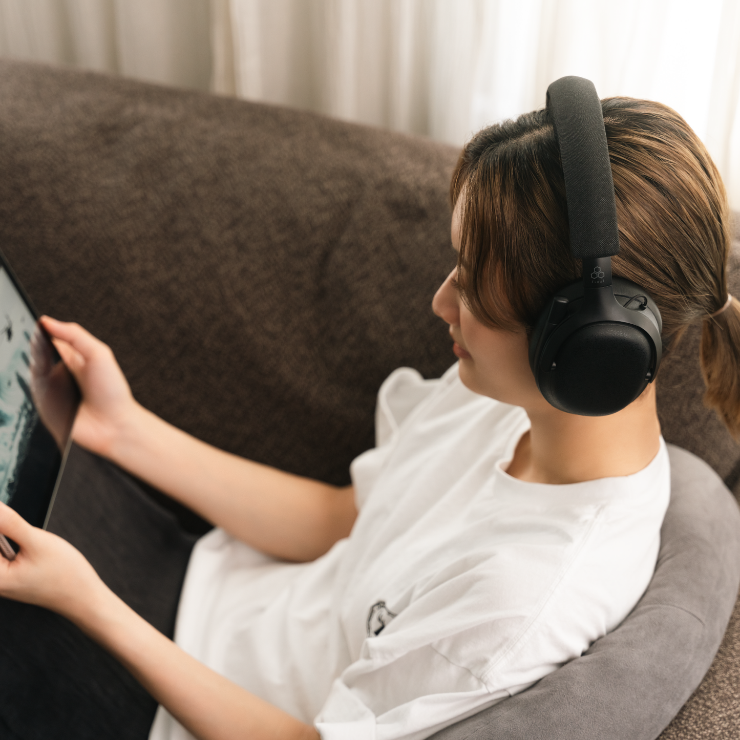 final VR3000 EX 電競耳罩式耳機 | 附2.4G低延遲USB發射器 腳步模式