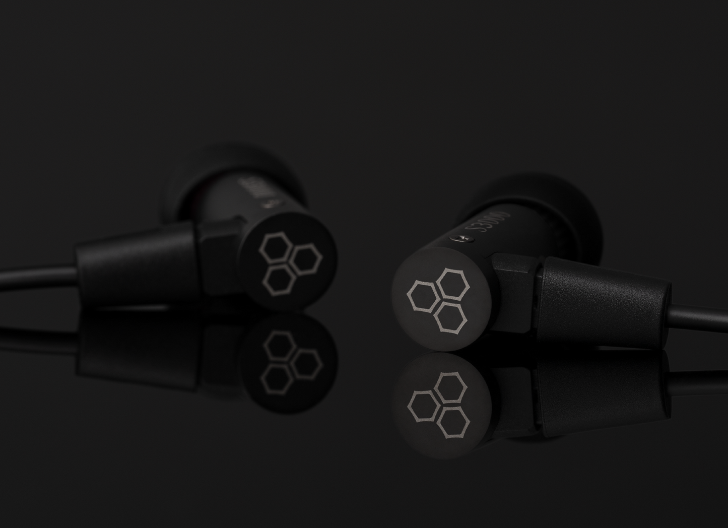 Final S3000 入耳式耳機｜不鏽鋼外殼 漏斗型導音管 動鐵單體 可換線2PIN