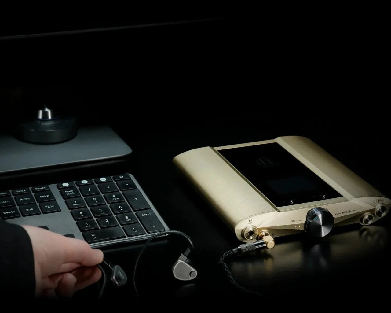 iFi Audio iDSD Valkyrie 旗艦隨身DAC耳擴｜DSD1024升頻｜K2HD技術｜5700mW輸出｜藍牙5.4 aptX無損