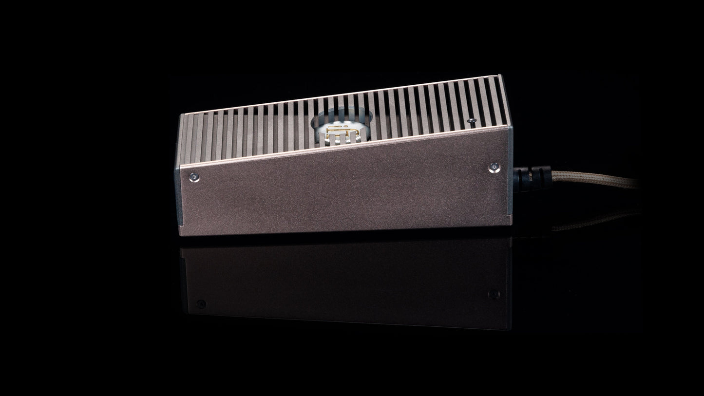 iFi SilentPower iPower ELITE 降噪電源供應器