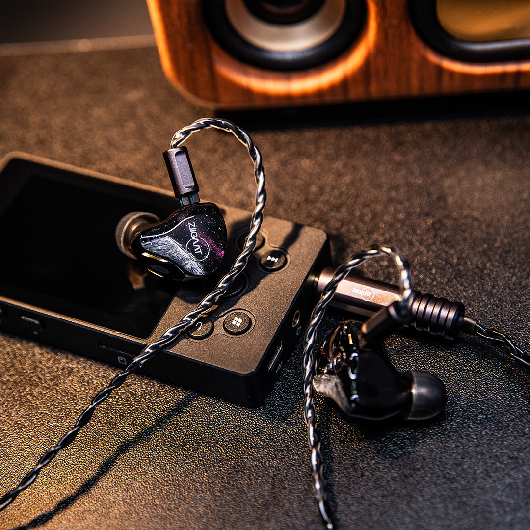 ZiiGaat Crescent 新月 入耳式耳機 | 2動圈 2動鐵