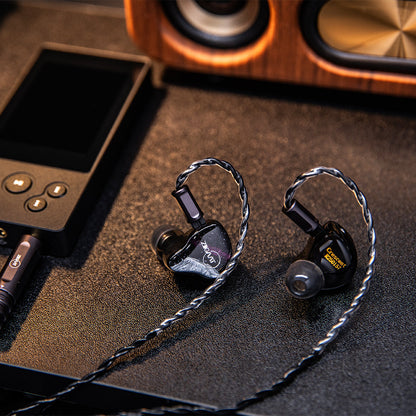 ZiiGaat Crescent 新月 入耳式耳機 | 2動圈 2動鐵